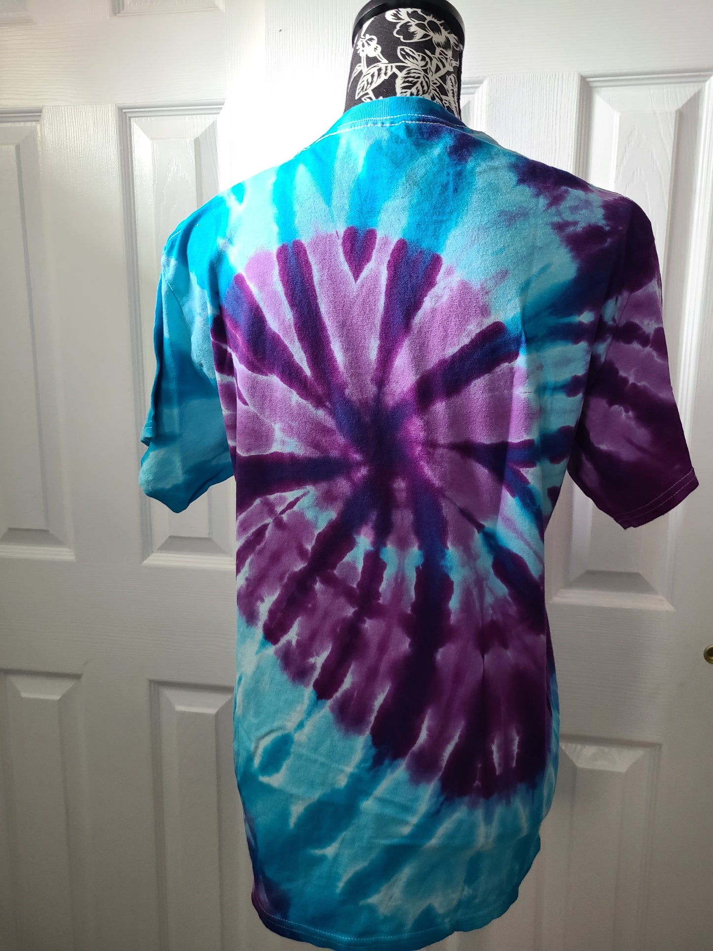 Be You Tie-Dye Blue & Purple Shirt Size Medium